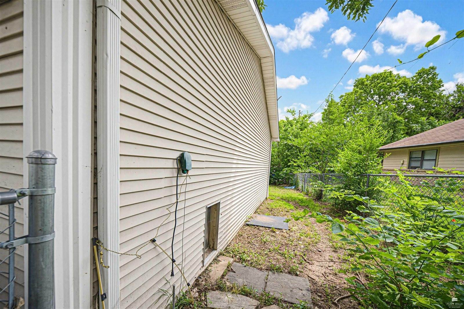 1201 West 8th Street, Junction City, KS 66441