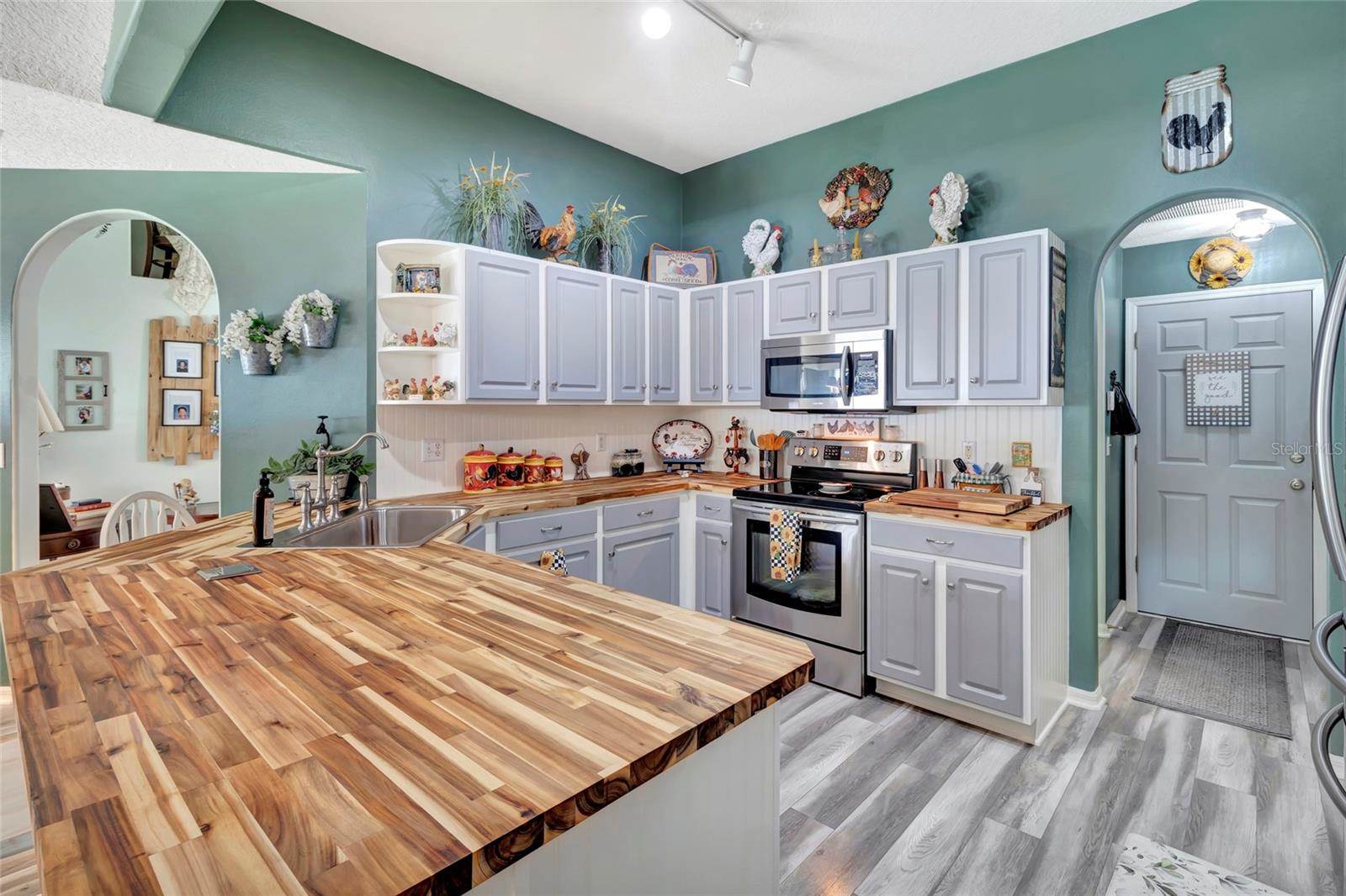 226 Pleasant Hill Drive, Clermont, FL 34711