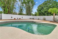 226 Pleasant Hill Drive, Clermont, FL 34711
