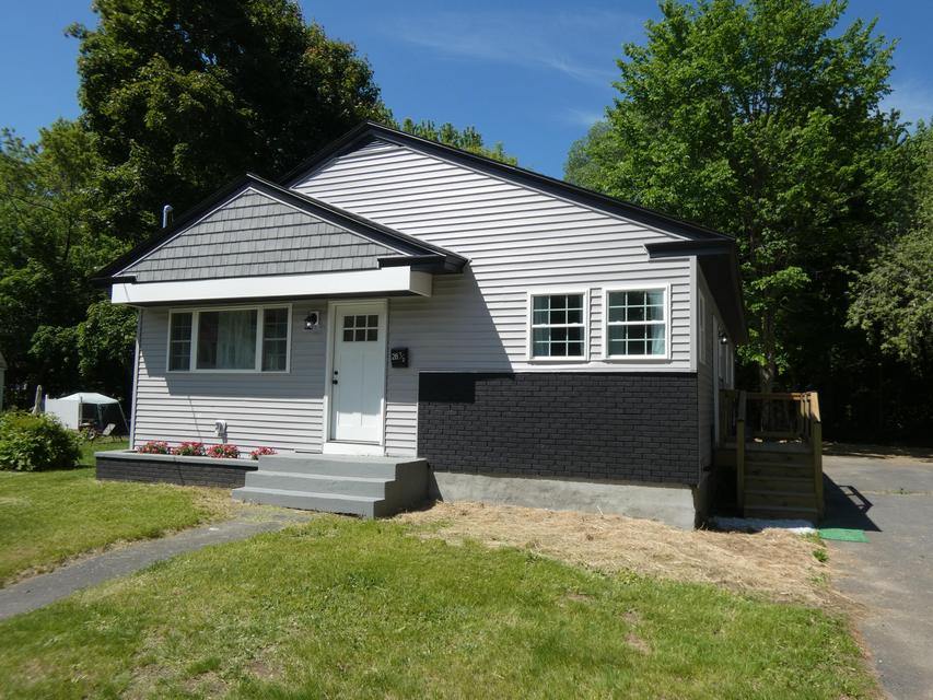 28.5 Elm Street, Fairfield, ME 04937