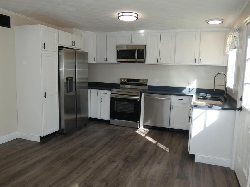 28.5 Elm Street, Fairfield, ME 04937