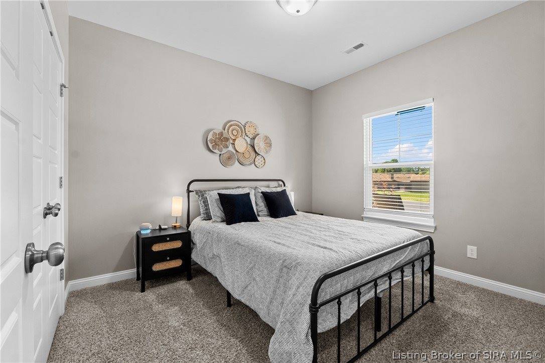3004 Bales Way, Jeffersonville, IN 47130