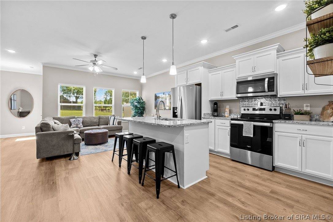 3004 Bales Way, Jeffersonville, IN 47130
