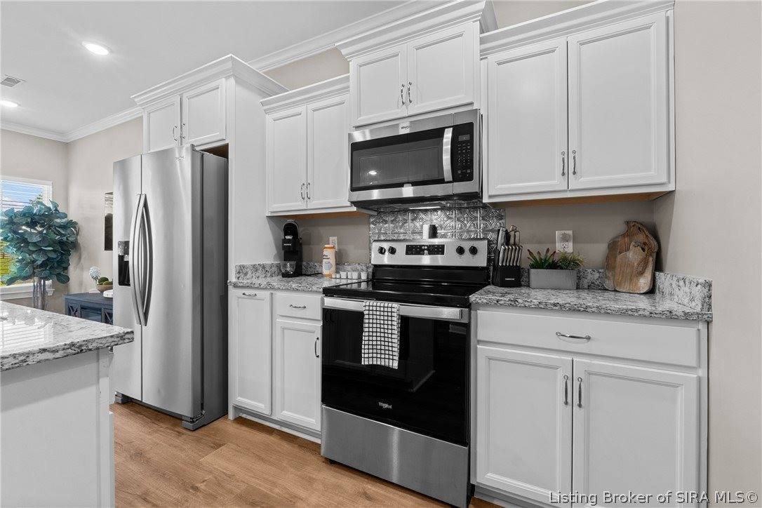 3004 Bales Way, Jeffersonville, IN 47130
