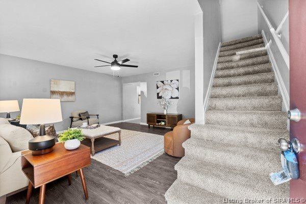 3061 Wooded Way, Jeffersonville, IN 47130