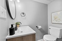 3061 Wooded Way, Jeffersonville, IN 47130