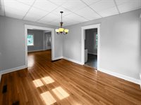 116 East Fuller Street, Freeport, IL 61032