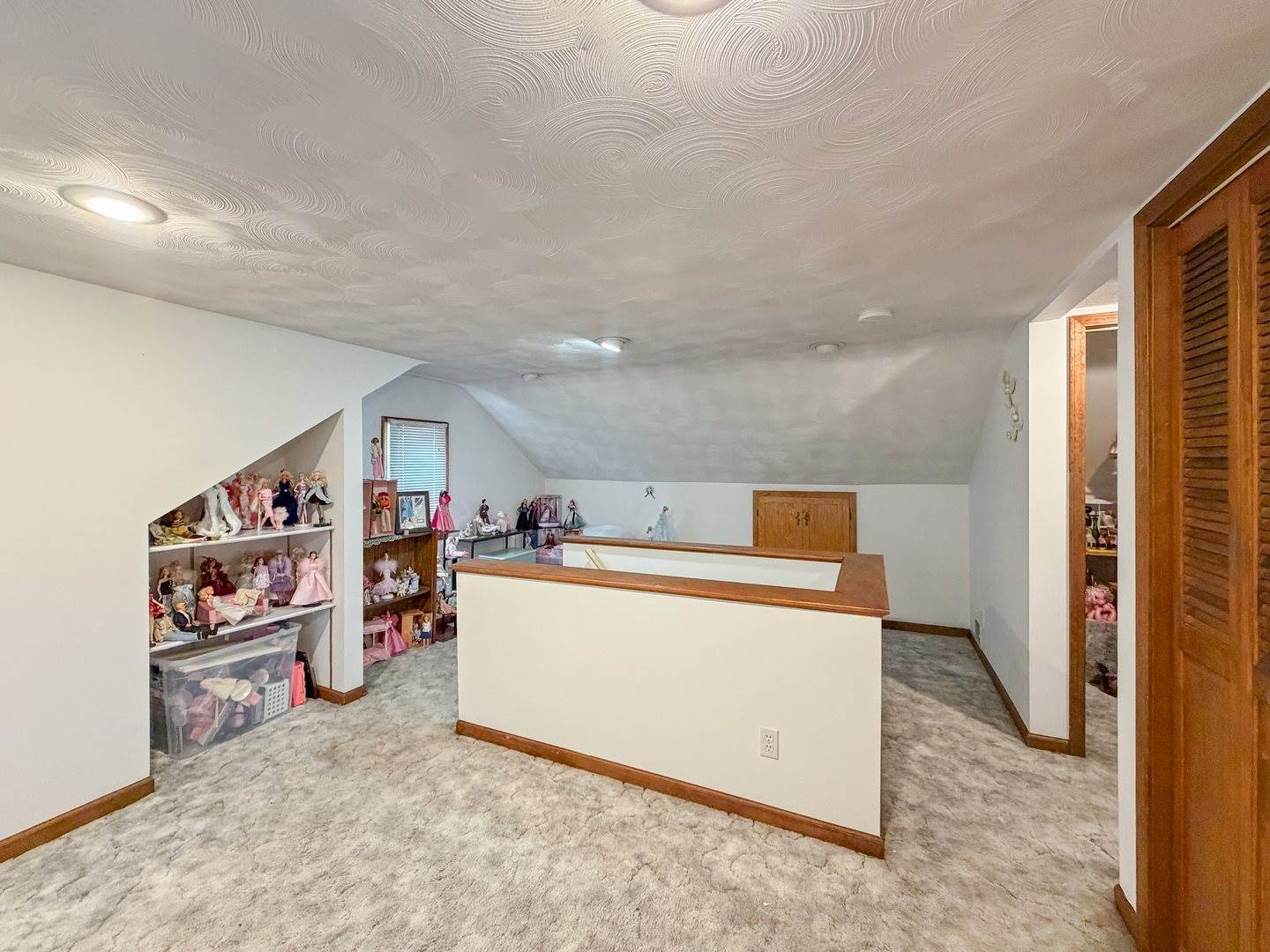 1245 West Harrison Street, Freeport, IL 61032