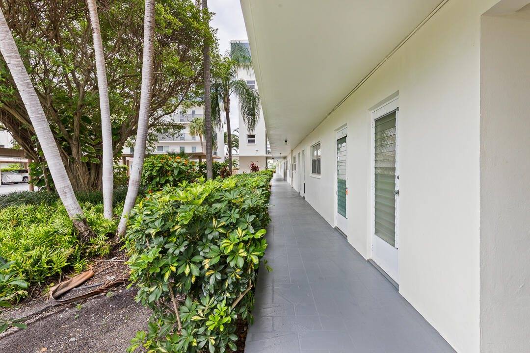 3351 Spanish Trail, Delray Beach, FL 33483