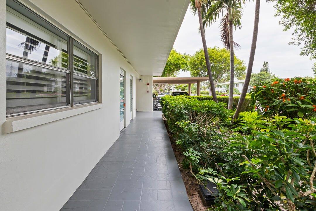 3351 Spanish Trail, Delray Beach, FL 33483