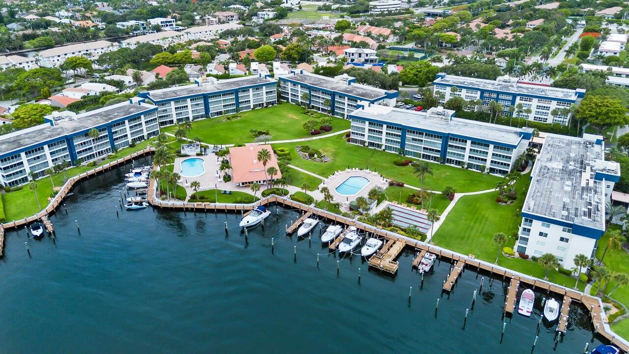 3351 Spanish Trail, Delray Beach, FL 33483