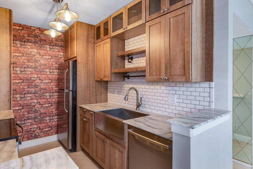 3351 Spanish Trail, Delray Beach, FL 33483