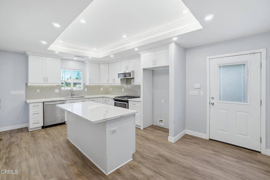 2024 South J Street, Oxnard, CA 93033