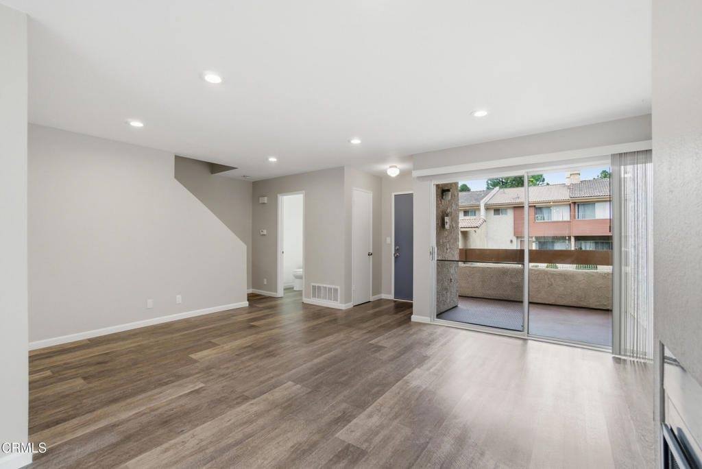 735 County Square Drive, Ventura, CA 93003