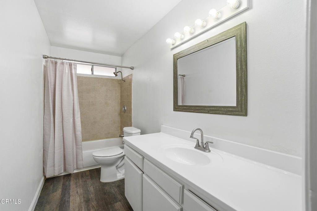 735 County Square Drive, Ventura, CA 93003