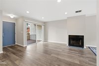 735 County Square Drive, Ventura, CA 93003