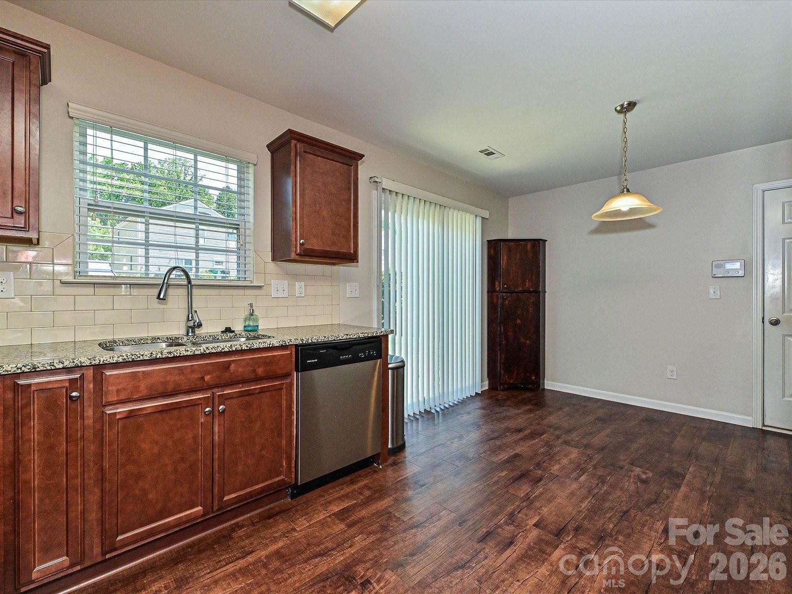 6709 Broad Valley Court, Charlotte, NC 28216