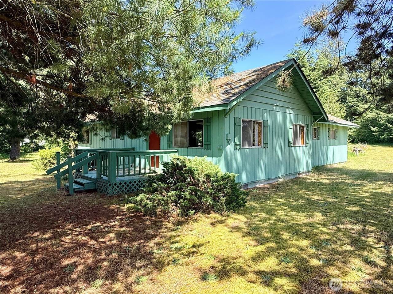 503 Centre Street North, Rainier, WA 98576