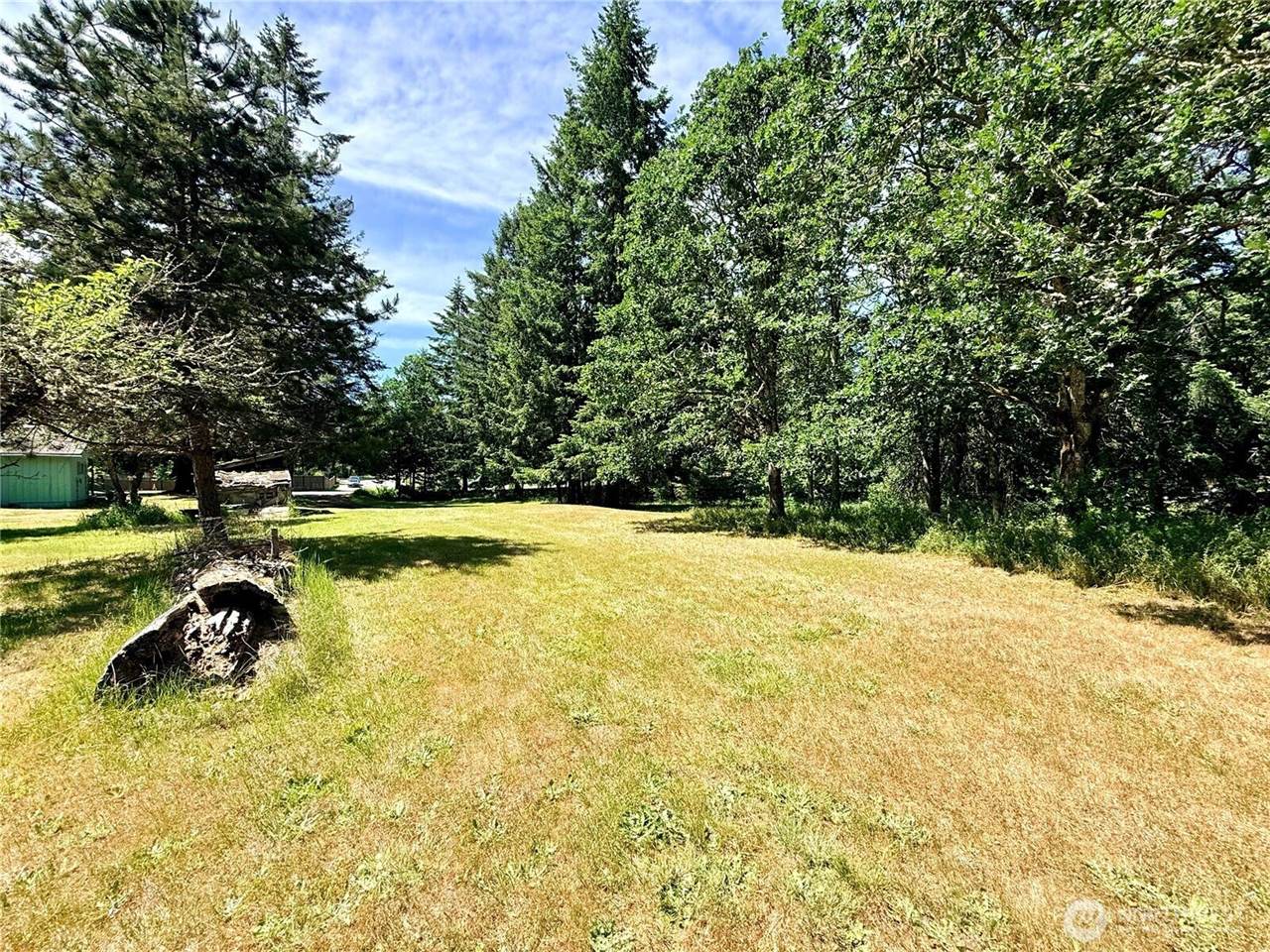 503 Centre Street North, Rainier, WA 98576