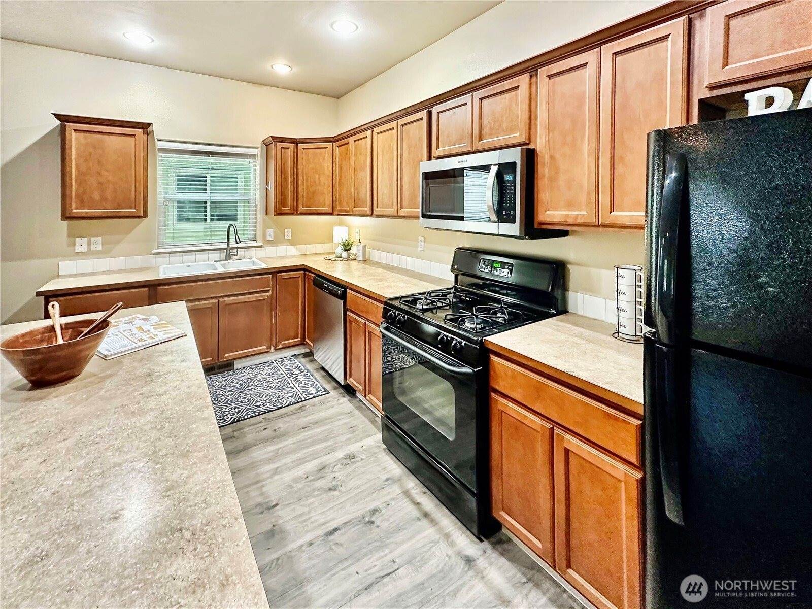 5045 Balustrade Boulevard SE, Lacey, WA 98513