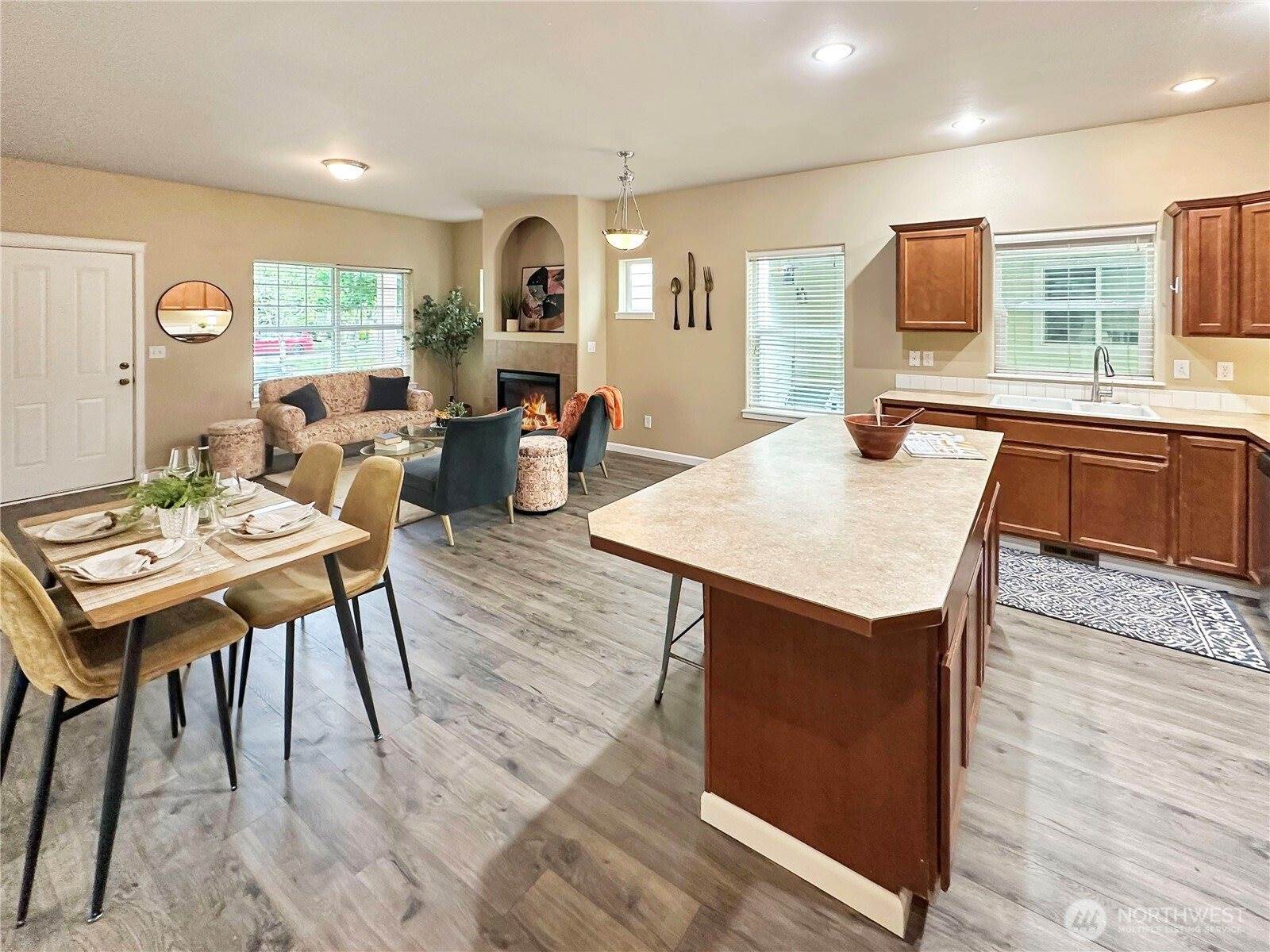 5045 Balustrade Boulevard SE, Lacey, WA 98513