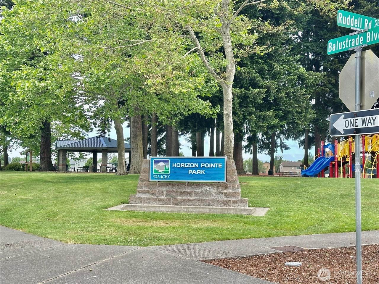 5045 Balustrade Boulevard SE, Lacey, WA 98513