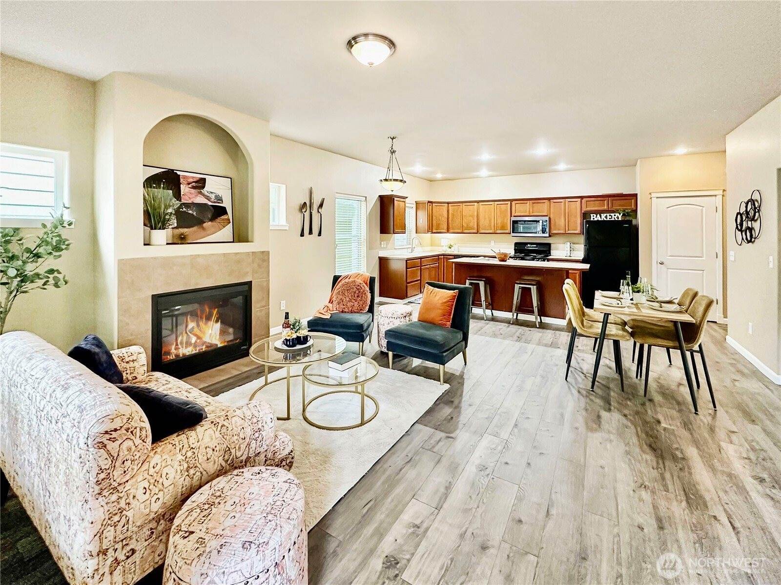5045 Balustrade Boulevard SE, Lacey, WA 98513