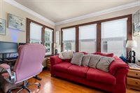 889 Dousman Street, Green Bay, WI 54303