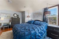 889 Dousman Street, Green Bay, WI 54303
