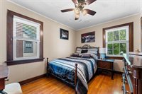 889 Dousman Street, Green Bay, WI 54303