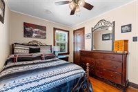 889 Dousman Street, Green Bay, WI 54303