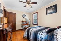 889 Dousman Street, Green Bay, WI 54303