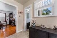 889 Dousman Street, Green Bay, WI 54303