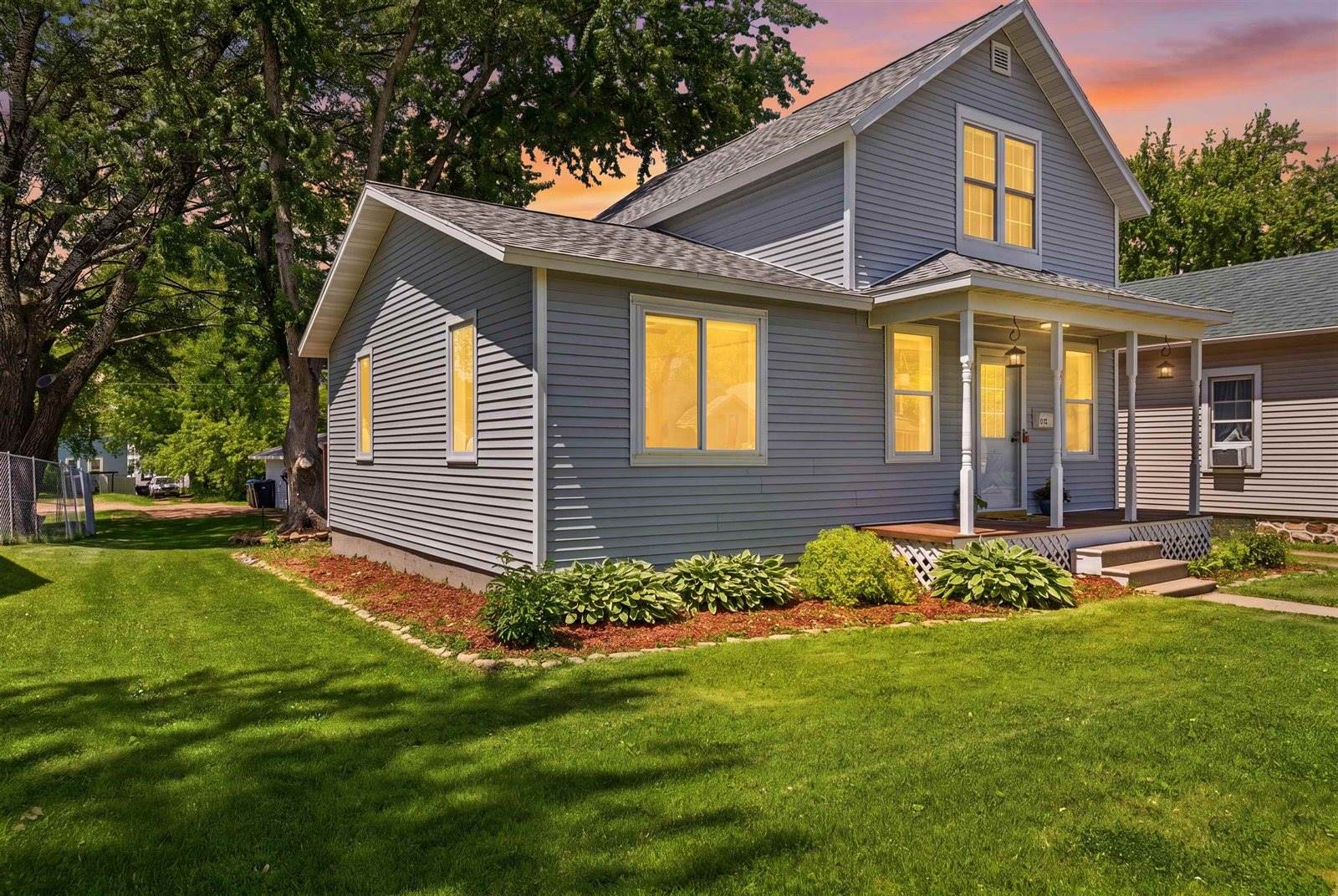 912 S Maple Avenue, Marshfield, WI 54449