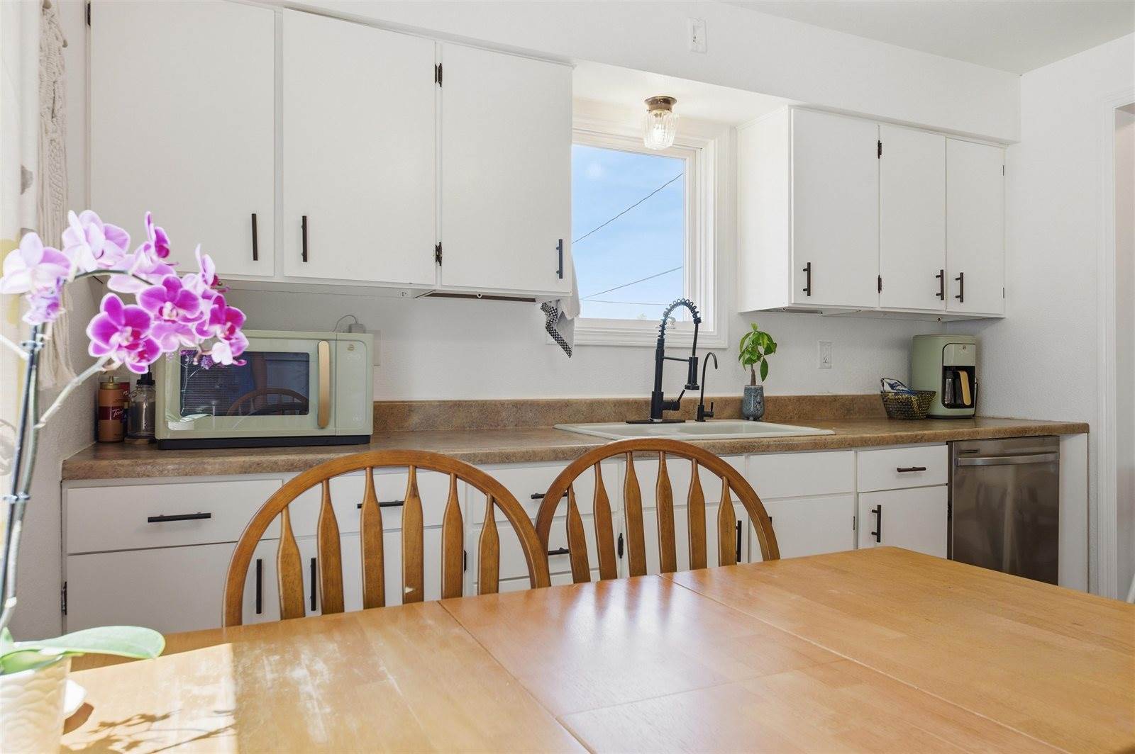 912 S Maple Avenue, Marshfield, WI 54449