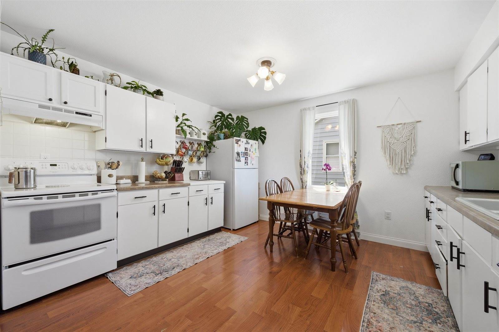912 S Maple Avenue, Marshfield, WI 54449
