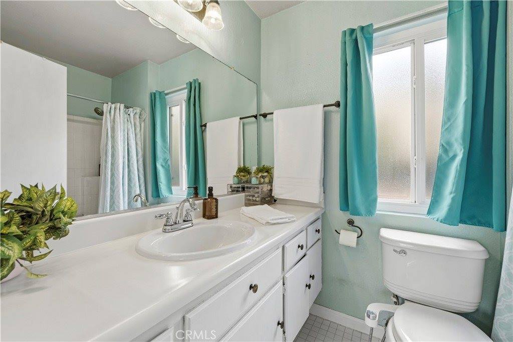 15236 Poppy Meadow, Canyon Country, CA 91387