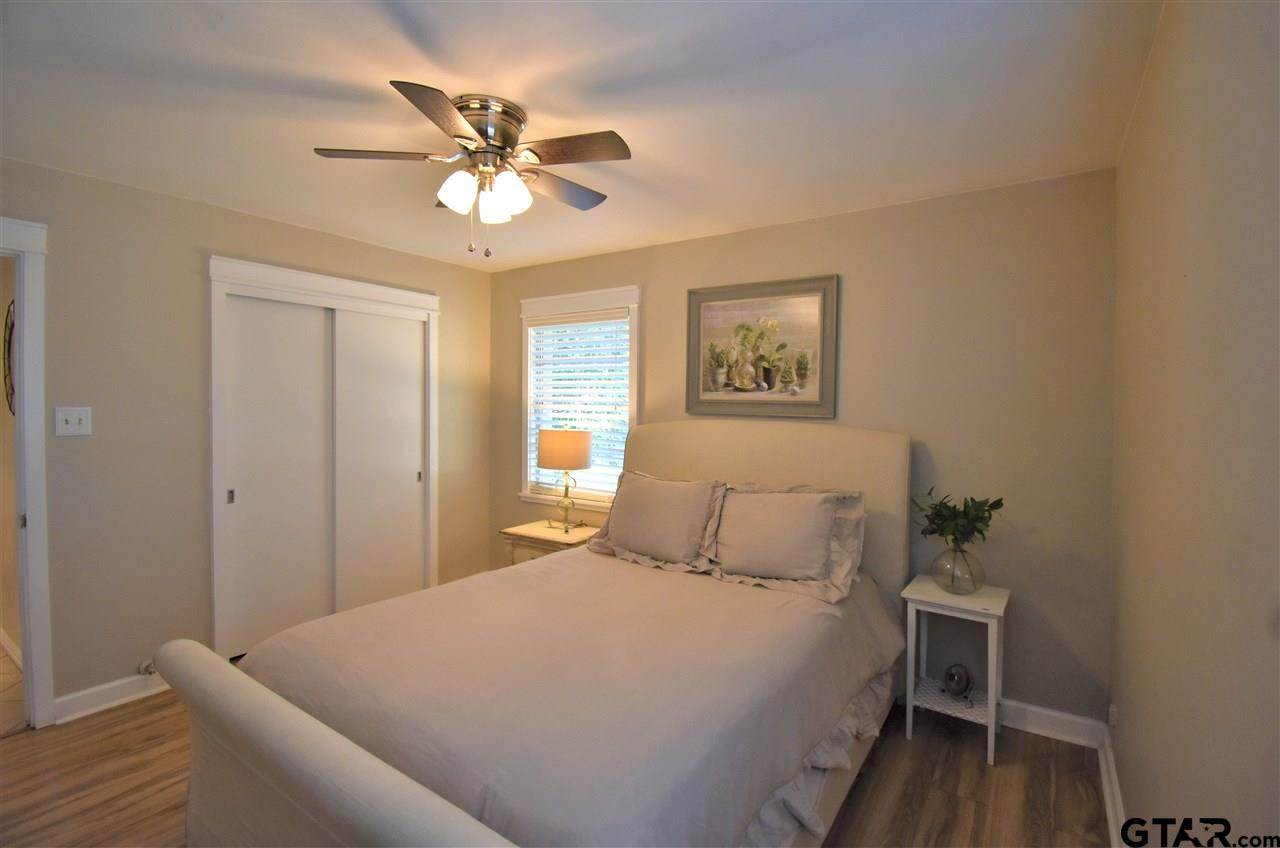 3106 S Donnybrook, Tyler, TX 75701