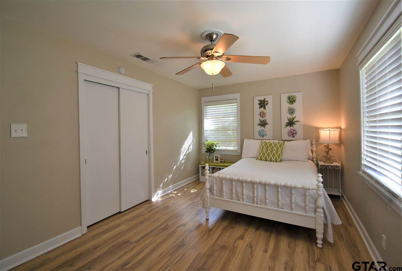 3106 S Donnybrook, Tyler, TX 75701