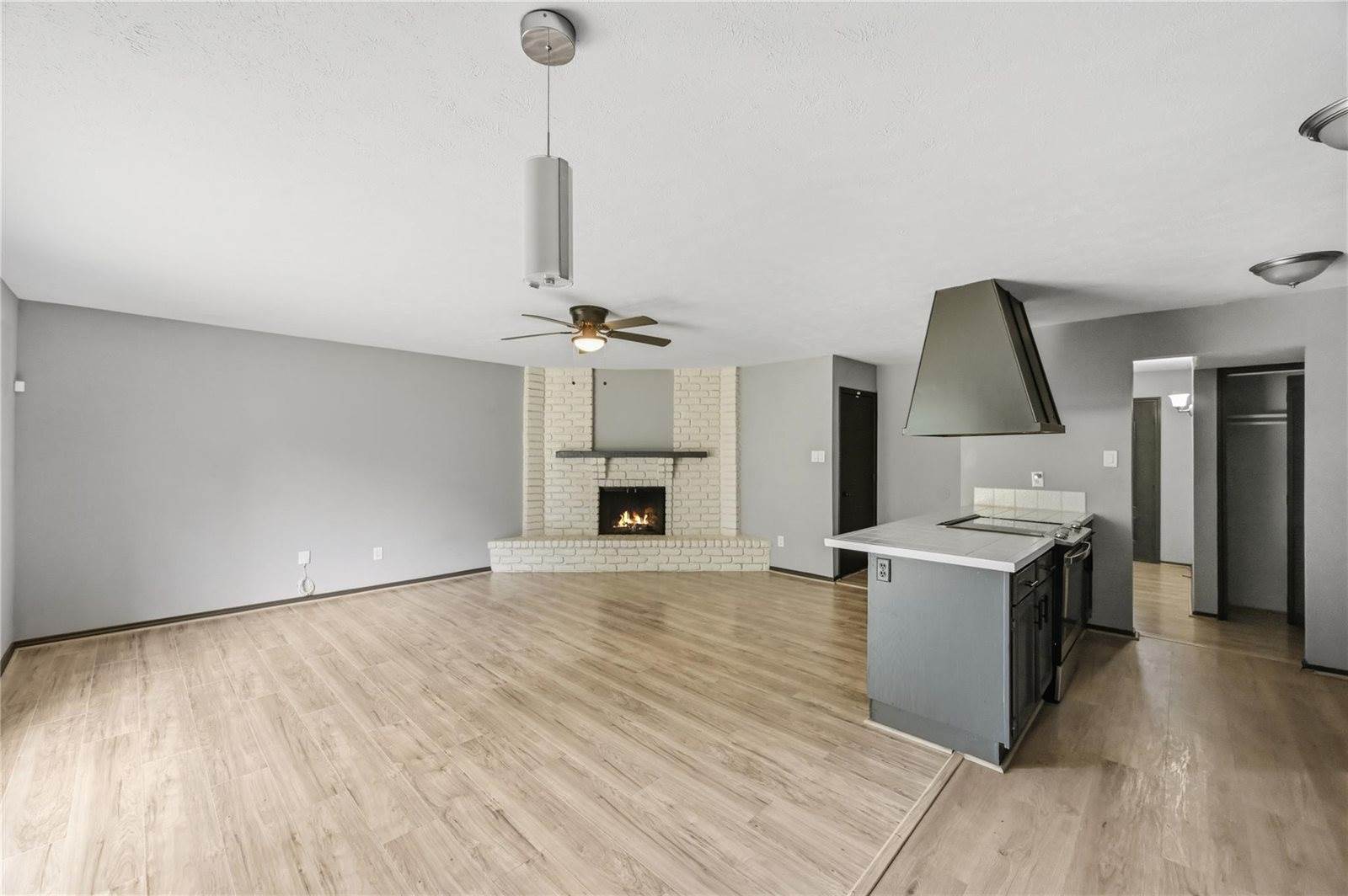 4819 Court Rd, Houston, TX 77053