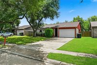 4819 Court Rd, Houston, TX 77053