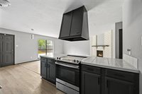 4819 Court Rd, Houston, TX 77053