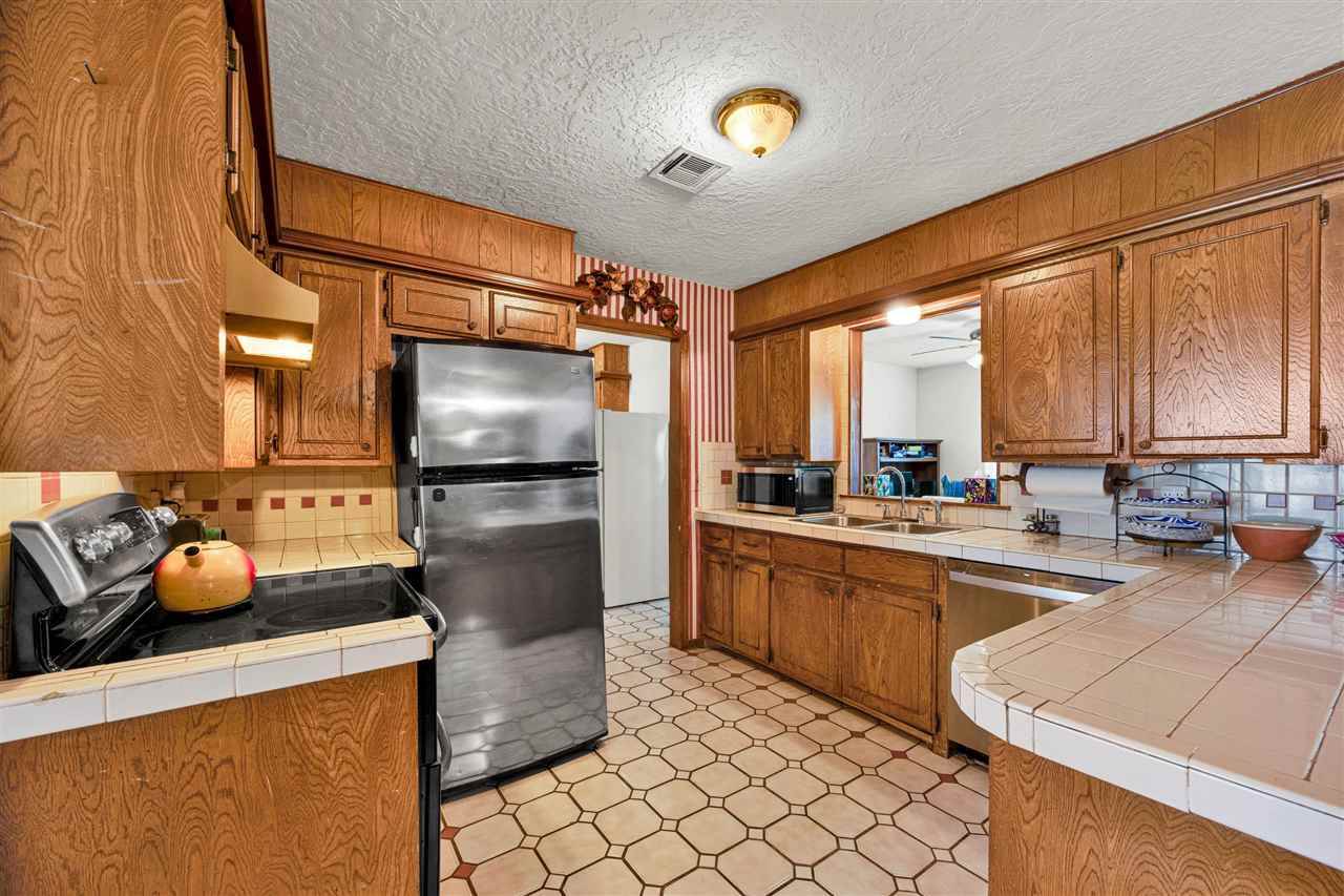 2501 NW Robinhood Dr, Lawton, OK 73505