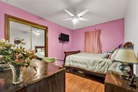 2501 NW Robinhood Dr, Lawton, OK 73505