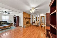2501 NW Robinhood Dr, Lawton, OK 73505