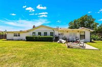 2501 NW Robinhood Dr, Lawton, OK 73505