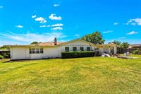 2501 NW Robinhood Dr, Lawton, OK 73505
