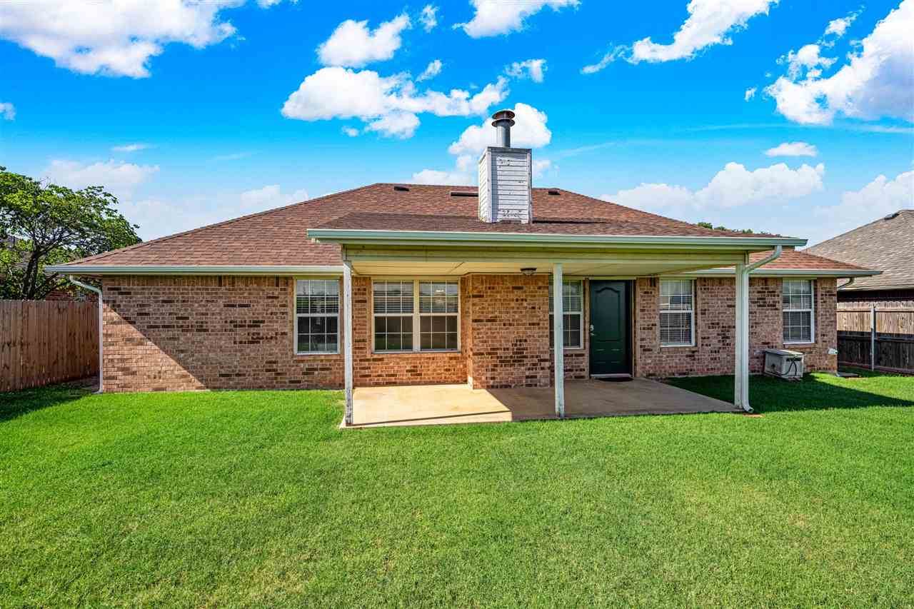 6806 SW Drakestone, Lawton, OK 73502