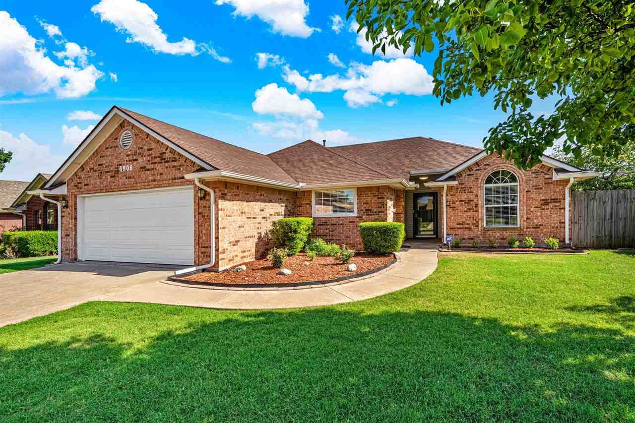 6806 SW Drakestone, Lawton, OK 73502