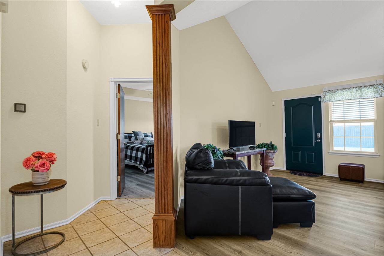 6806 SW Drakestone, Lawton, OK 73502